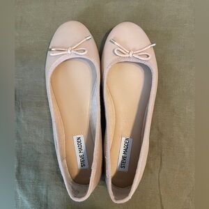 Steve Madden Nude Ballet Flats NWOT